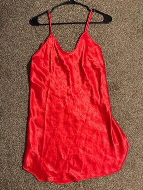 Beautiful vintage slip size M